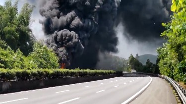 滚动| 京珠高速英德段一槽车突发爆炸,处置工作正在进行